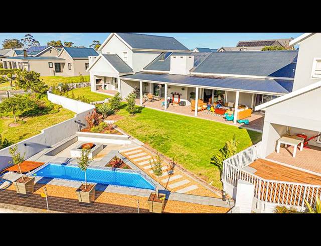 3 BEDROOM HOUSE FOR SALE IN KRAAIBOSCH MANOR